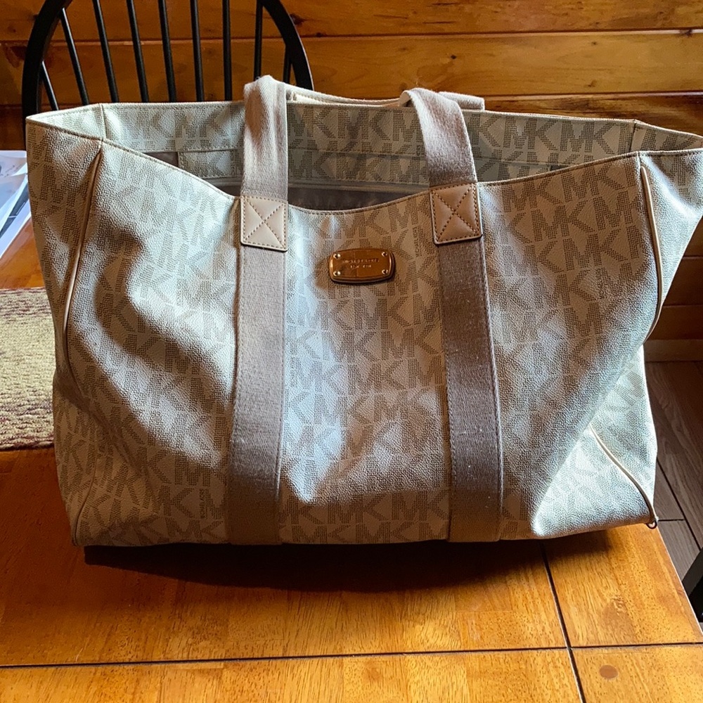 Authentic Michael Kors lap top bag